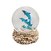 Factory Handmade Resin Beauty Sea Animal Snow Globe Couple Fish Inside